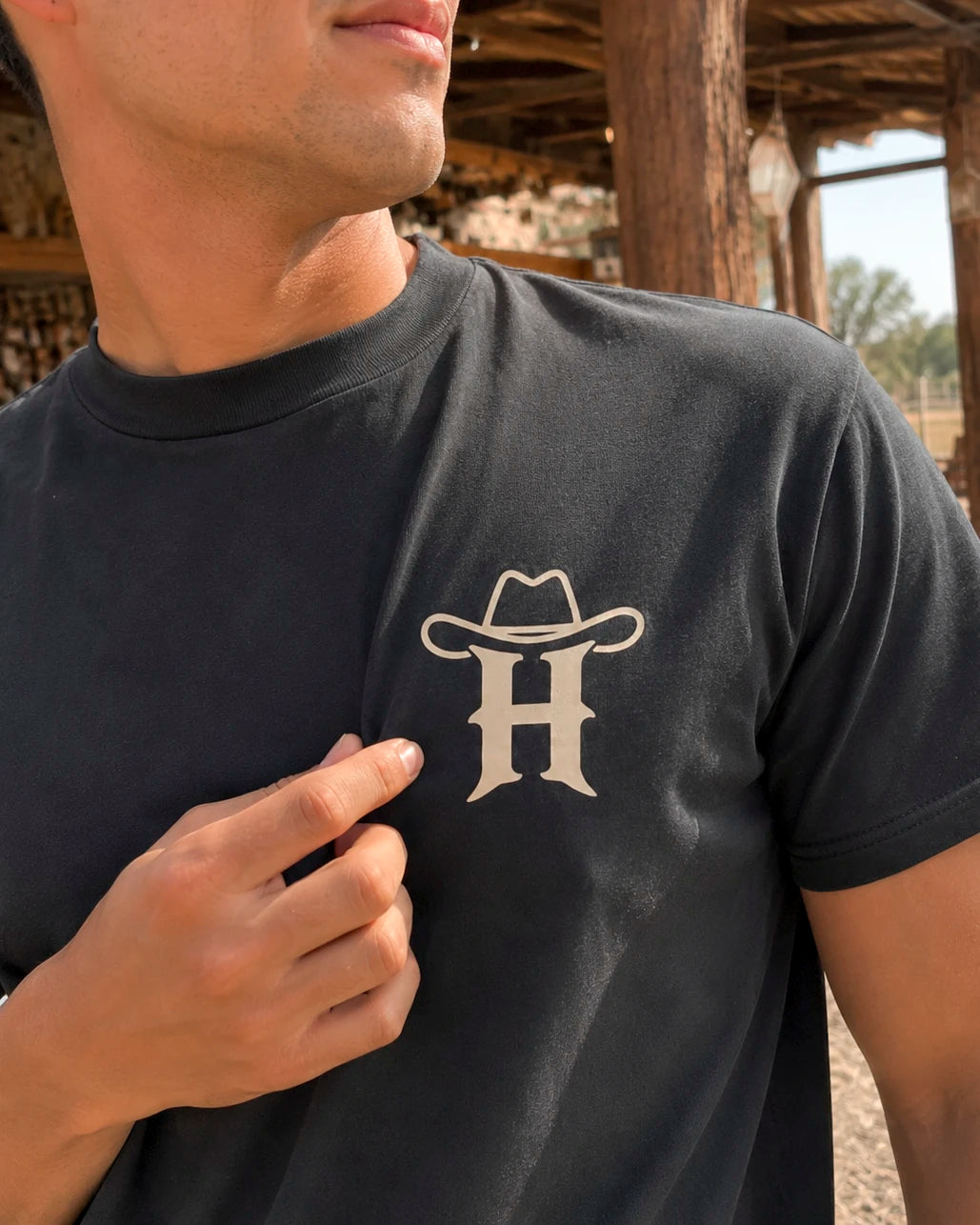Playera Honrado – Trabajo y Orgullo