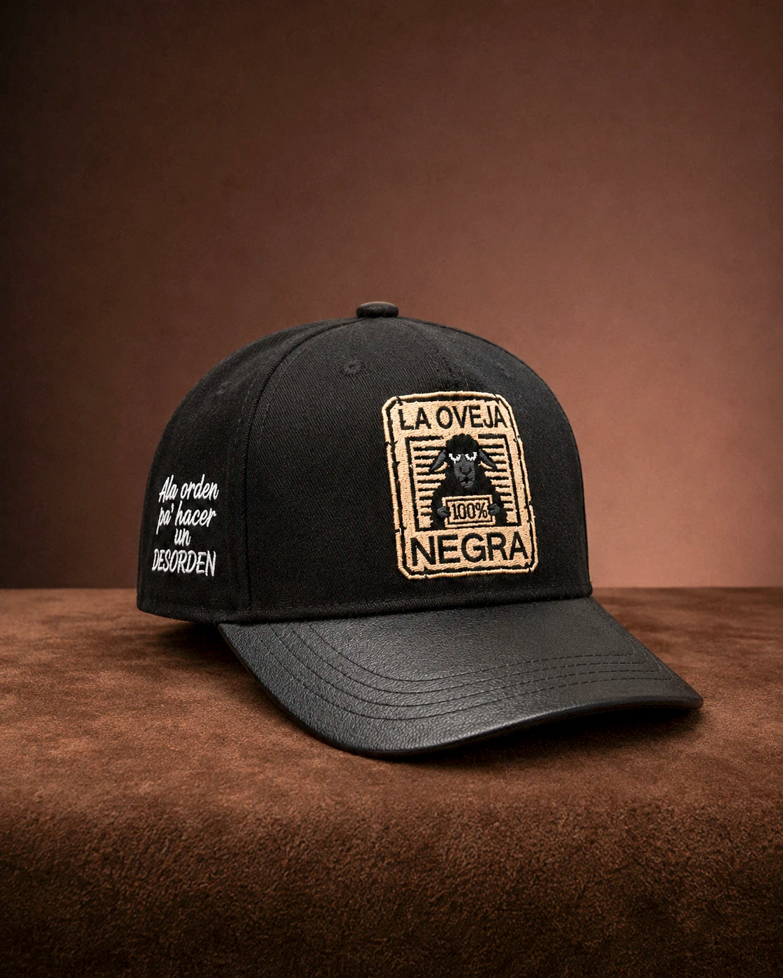 Gorra La Oveja Negra – Pa' Hacer un Desorden