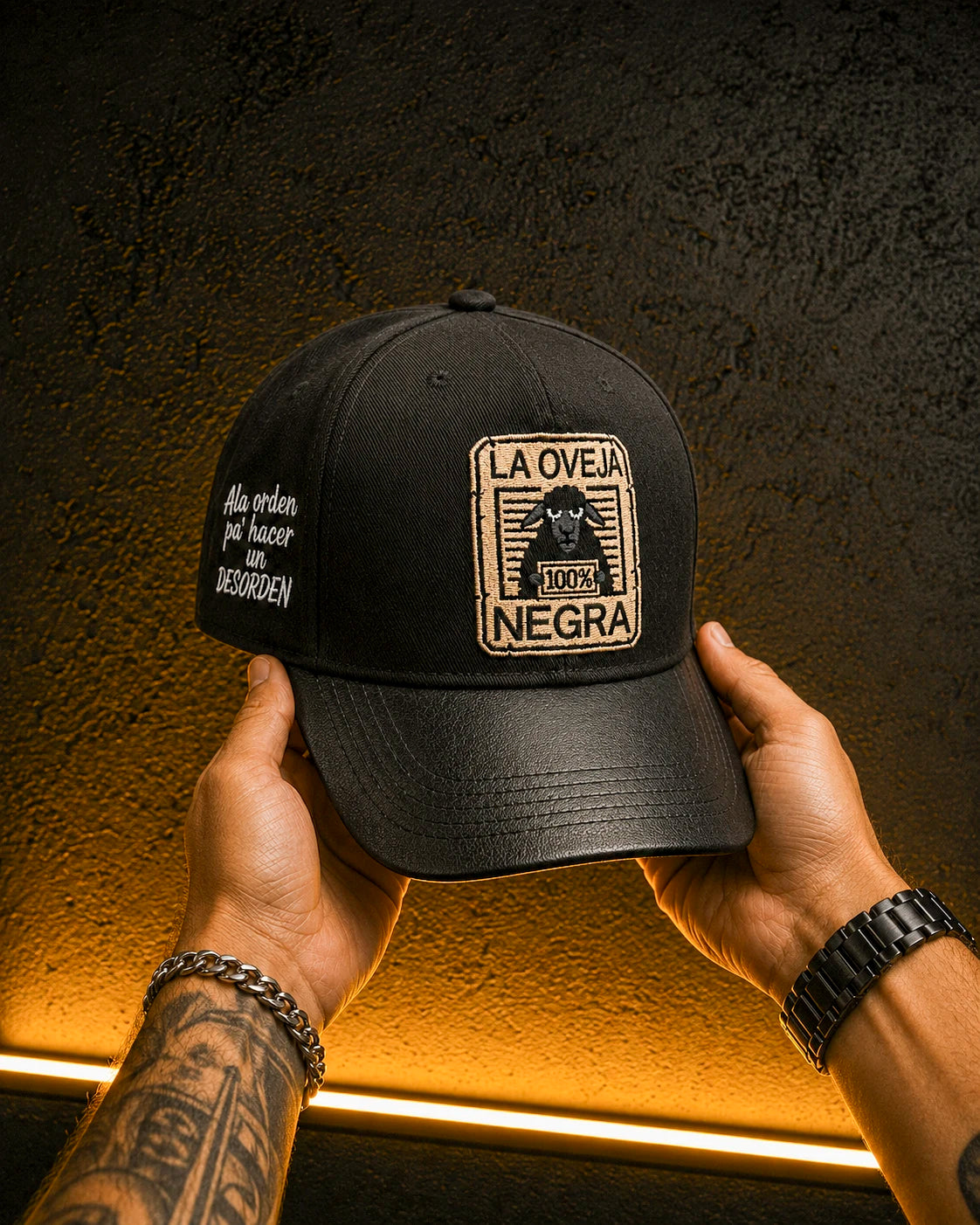 Gorra La Oveja Negra – Pa' Hacer un Desorden
