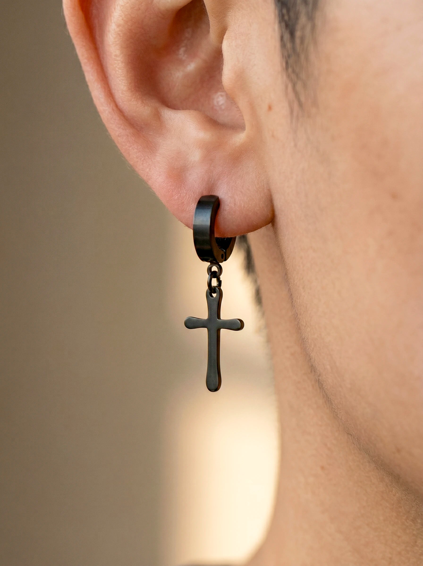 Arete Cruz Delgada Sin Perforación