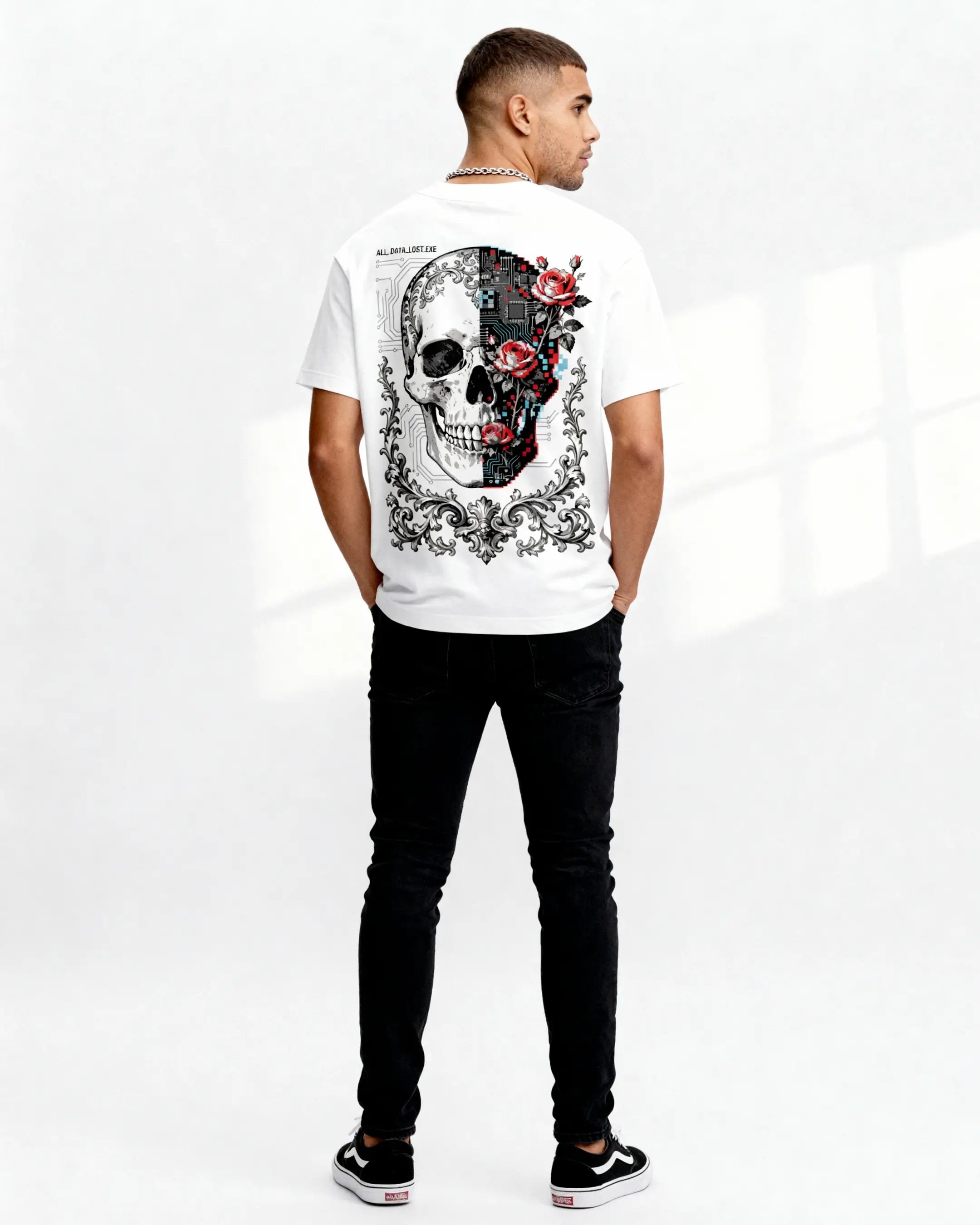 Playera Memento Mori – Calavera Glitch