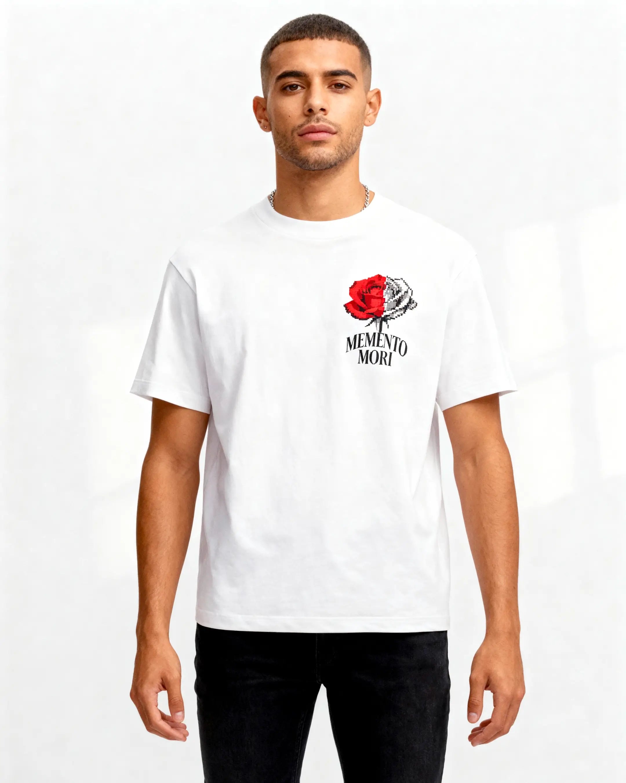 Playera Memento Mori – Calavera Glitch