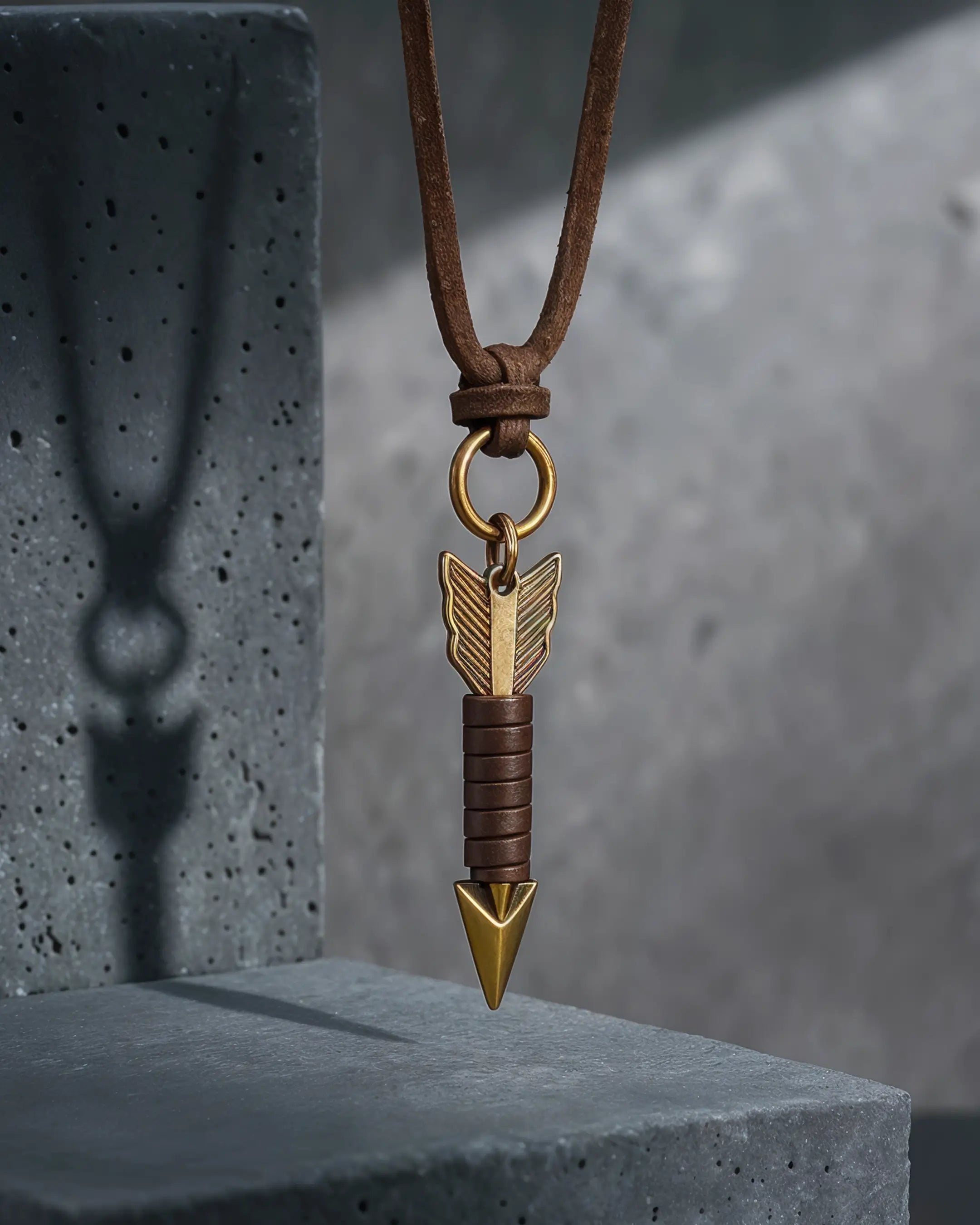 Collar Arrow