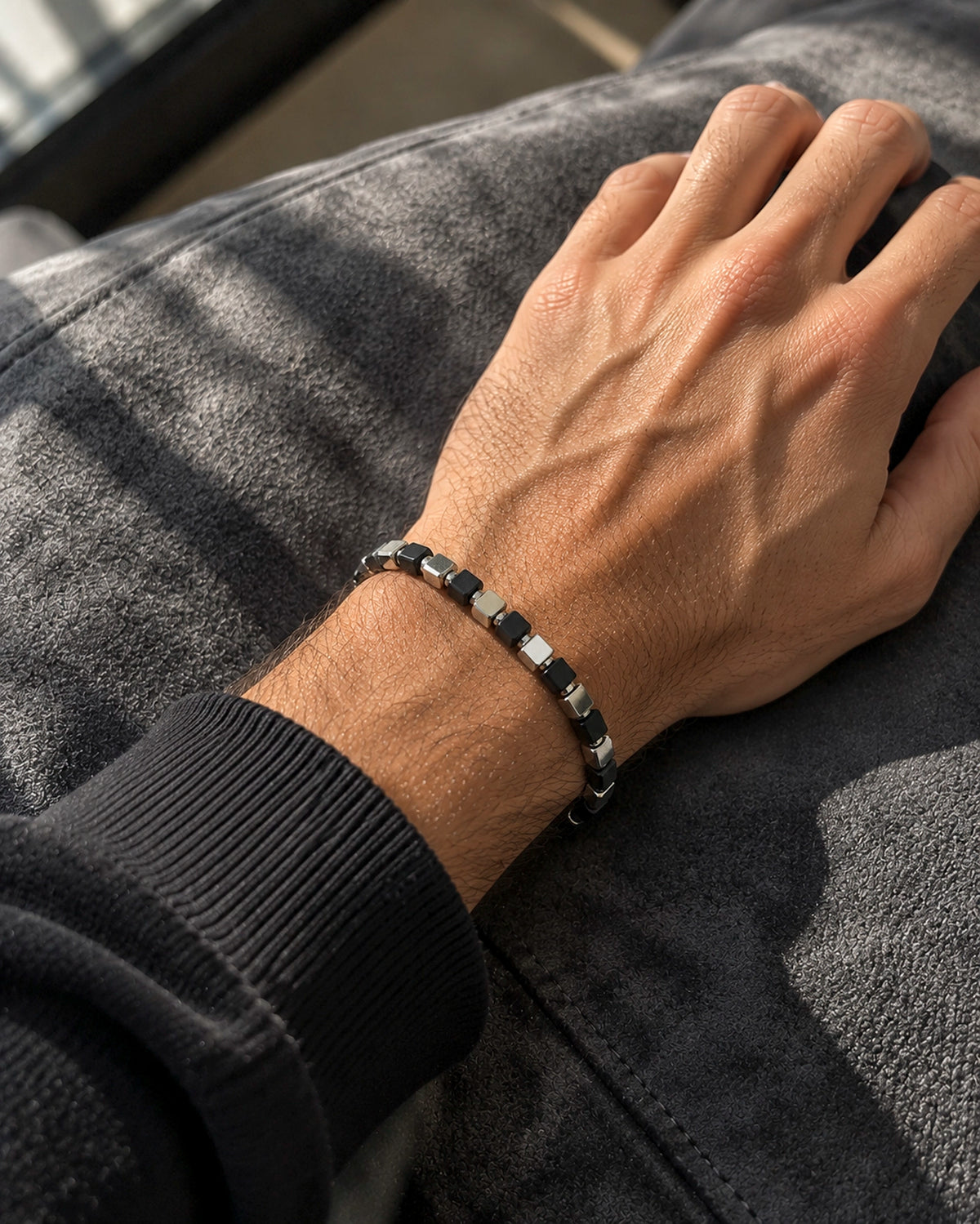 Pulsera Cubos – Negro y Plateado