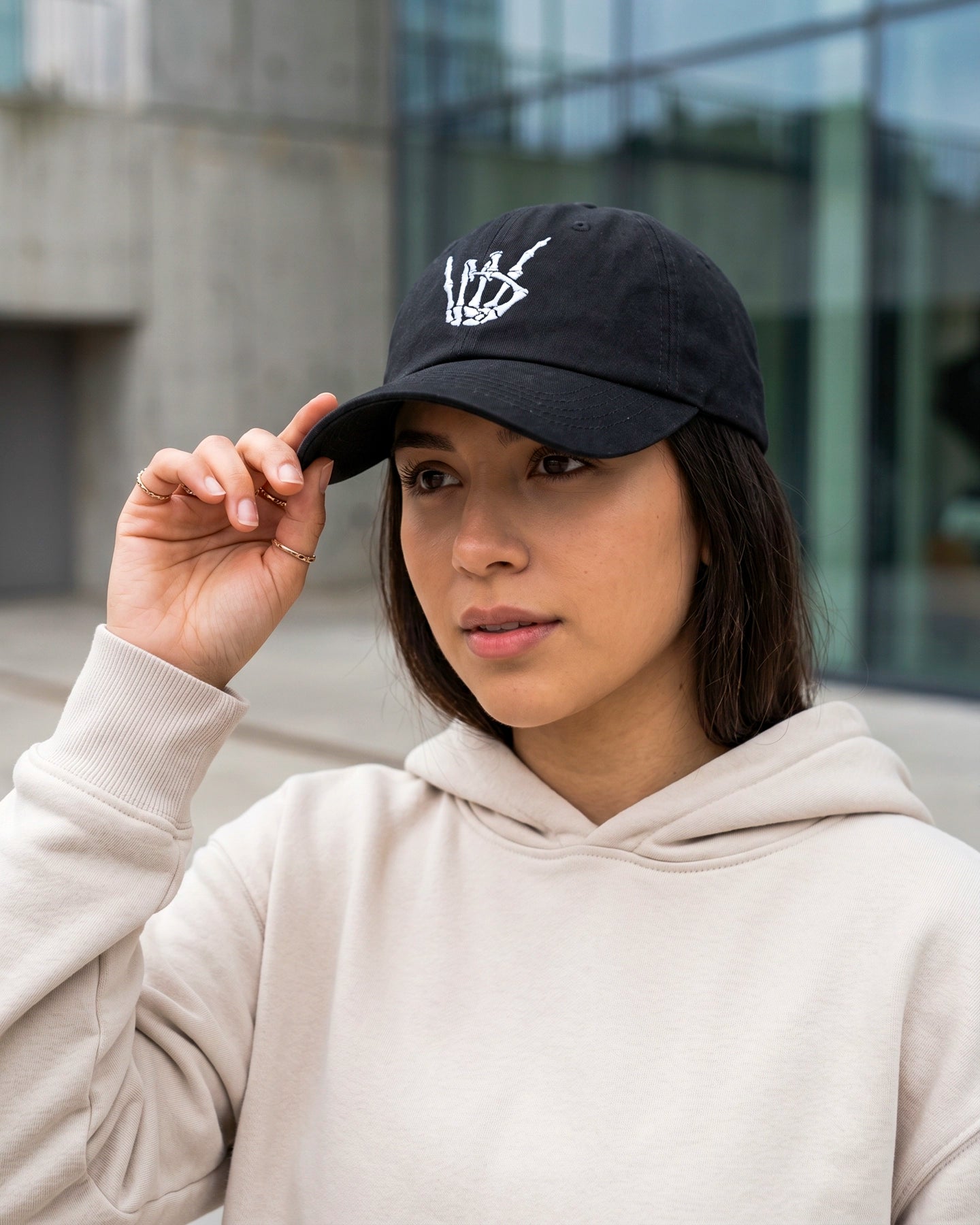 Gorra Urbana – Mano Esqueleto