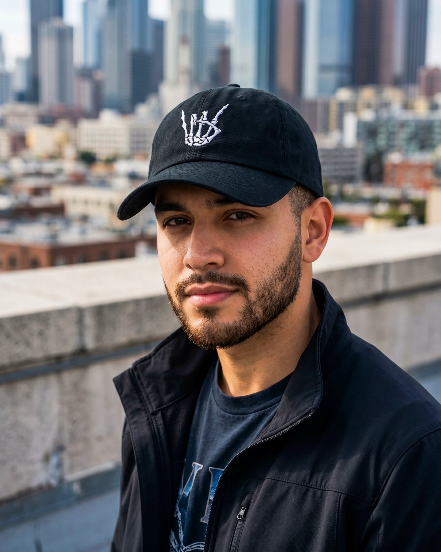 Gorra Urbana – Mano Esqueleto