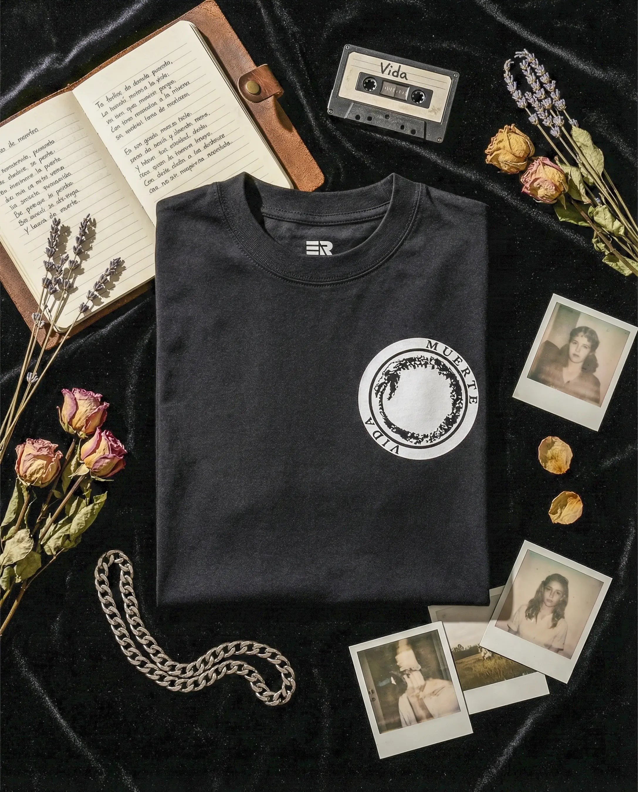 Playera All We Need Is Love – Canserbero