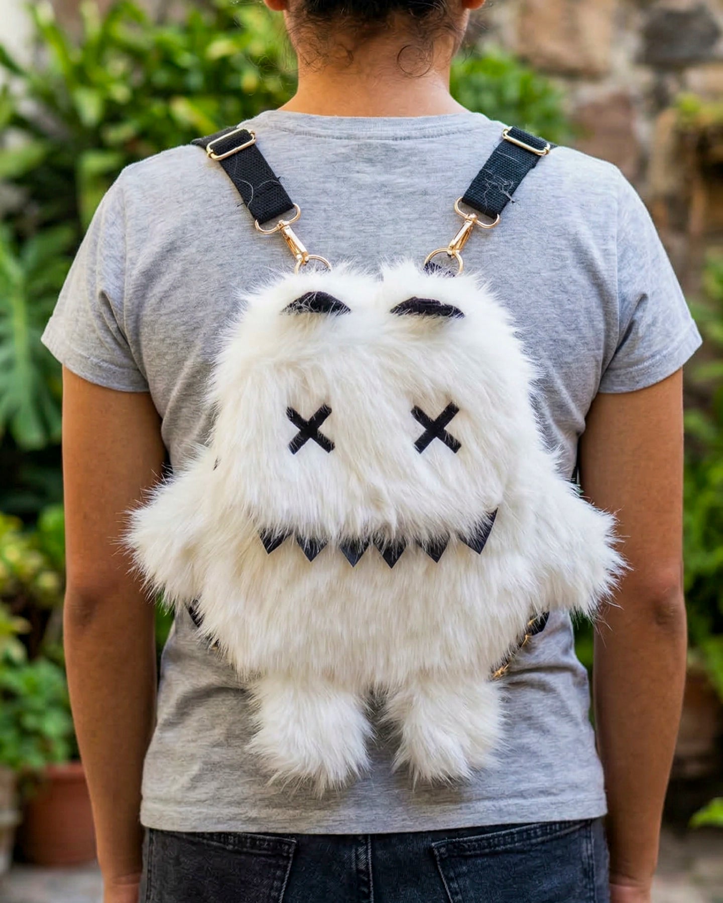 Mochila Monster Fluffy – Edición Limitada