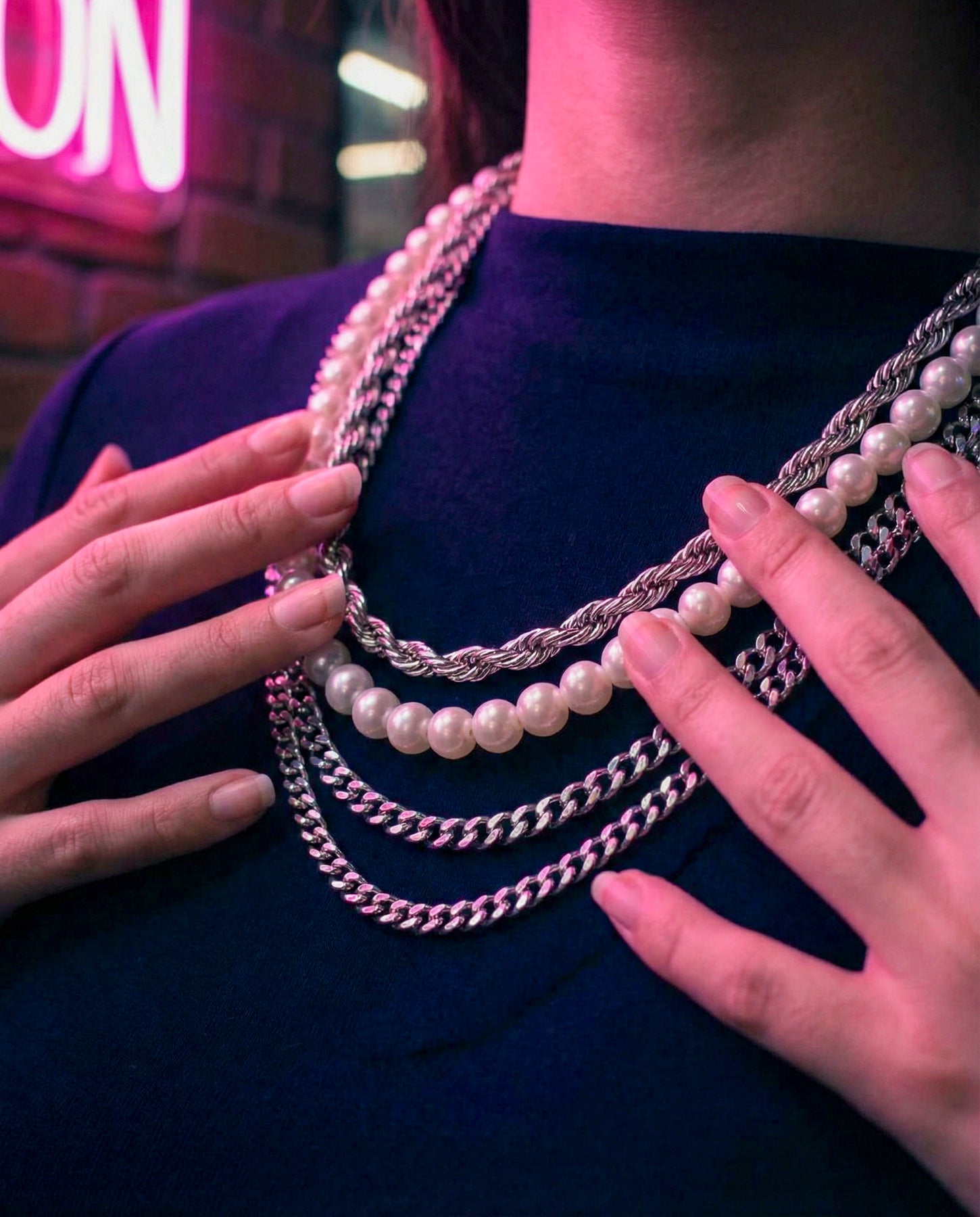 Collar Luxtreet – Donde el lujo se encuentra con la calle